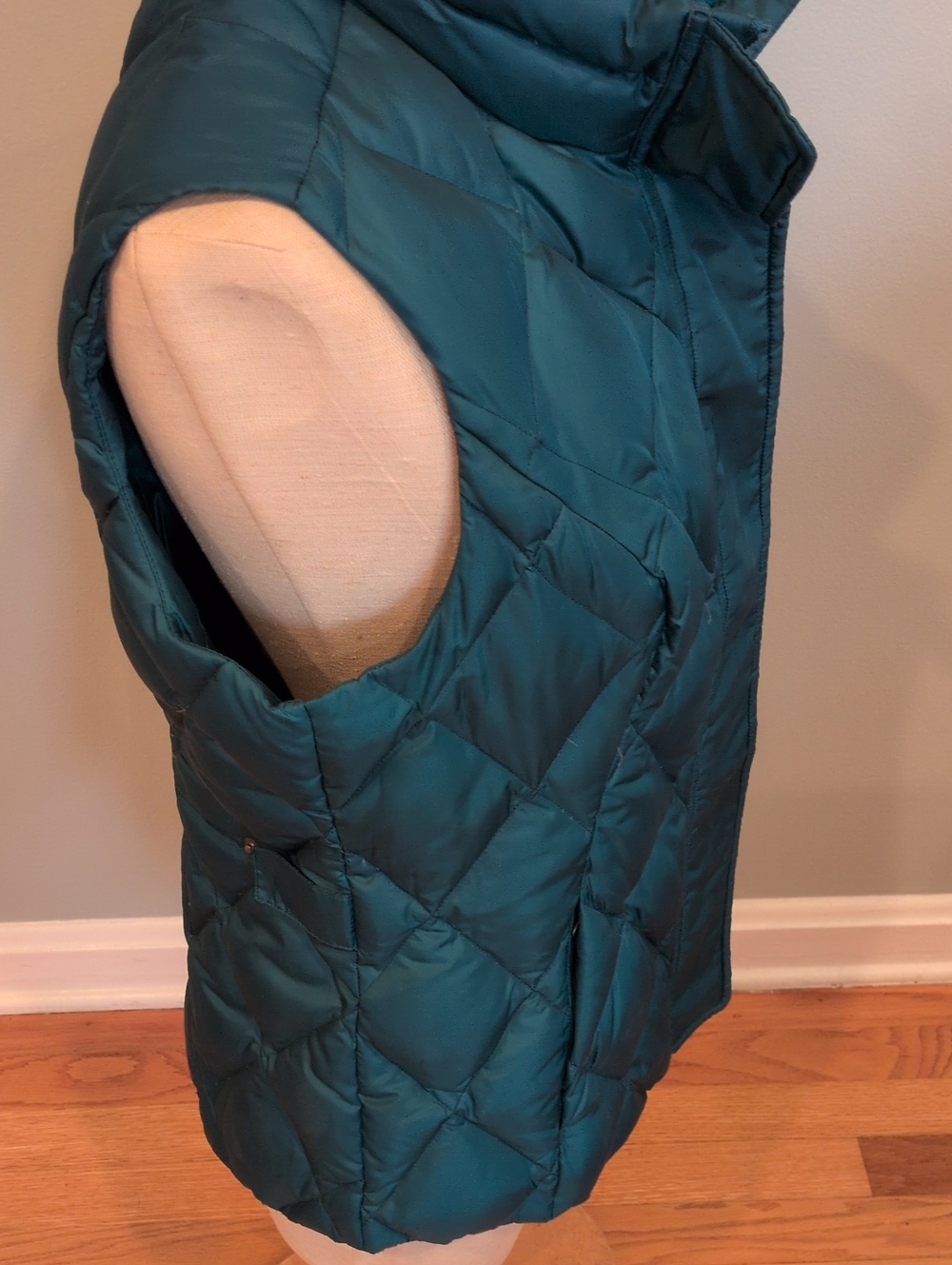 Eddie Bauer Teal Quilted Puffer Vest Premium Goose Down Medium - Picture 4 of 11